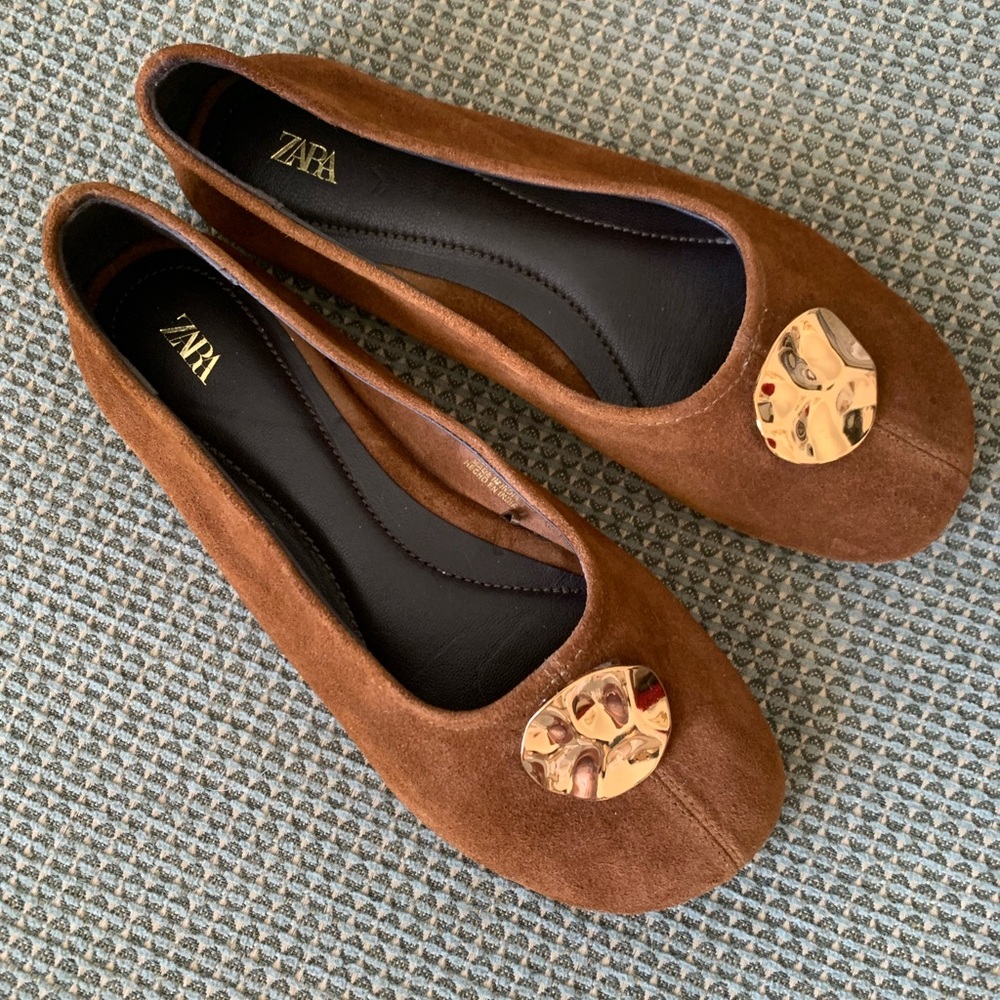 Zara Women's Brown Flats with Gold Accent